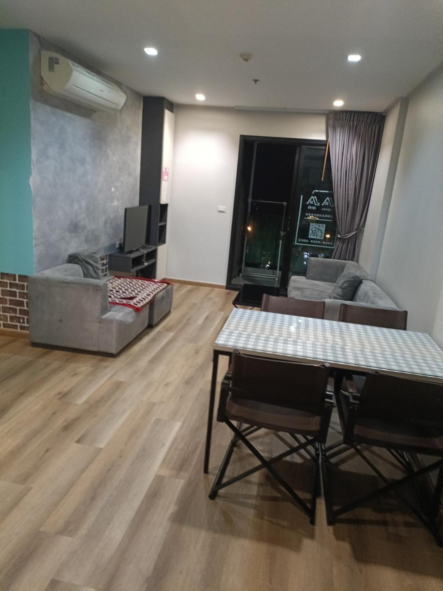 The Base Pattaya By Feng Apartment Ngoại thất bức ảnh