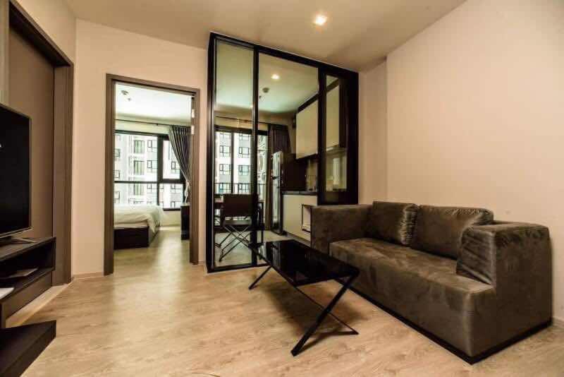 The Base Pattaya By Feng Apartment Ngoại thất bức ảnh