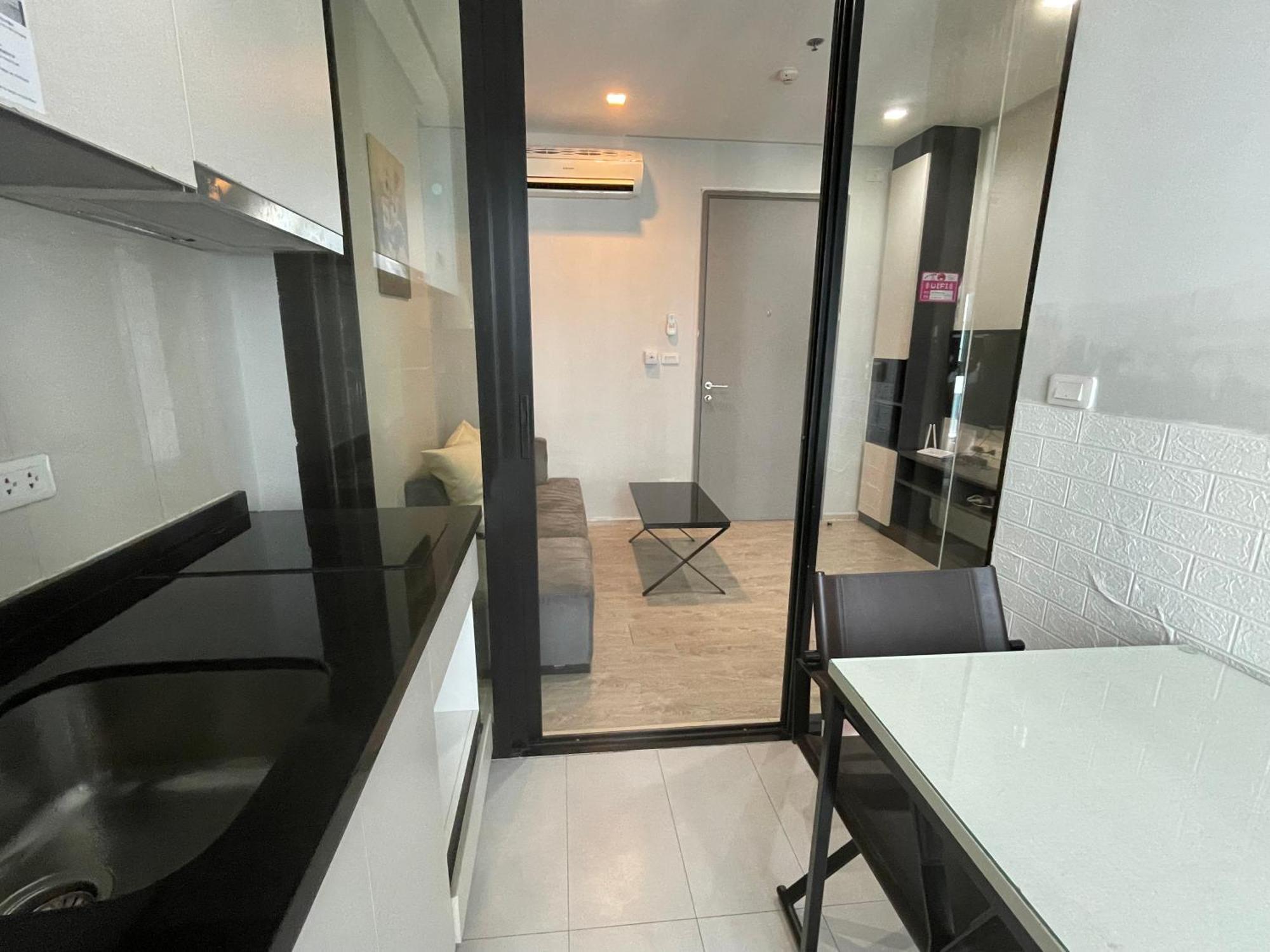 The Base Pattaya By Feng Apartment Ngoại thất bức ảnh